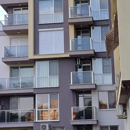 Apartment - студио престиж 2 *